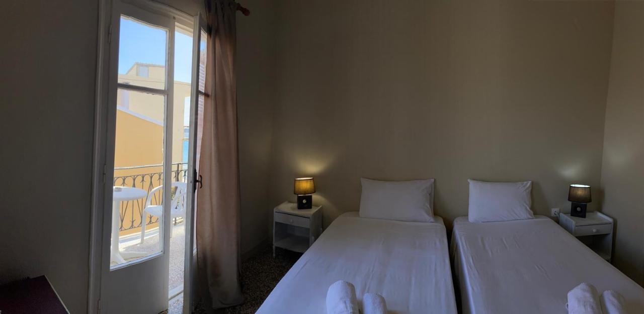 Hotel Pansion Roulis Moraḯtika Exterior foto